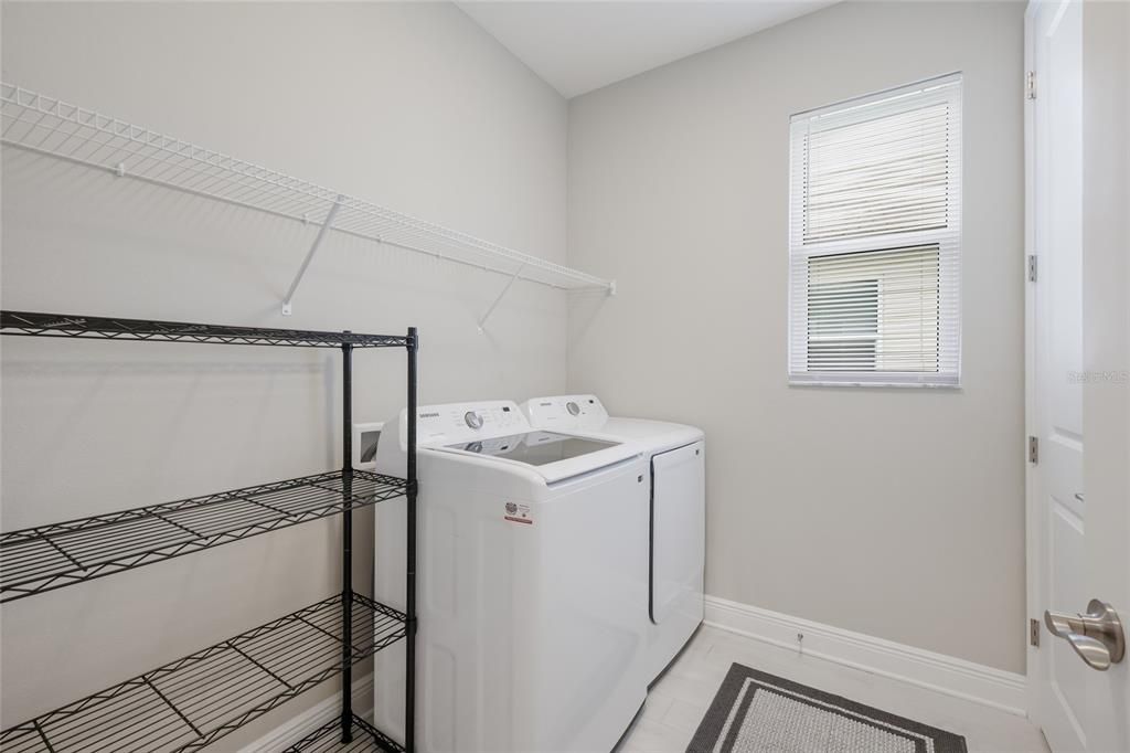 For Sale: $639,000 (3 beds, 2 baths, 2333 Square Feet)