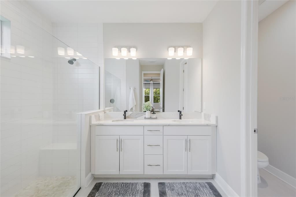 For Sale: $639,000 (3 beds, 2 baths, 2333 Square Feet)
