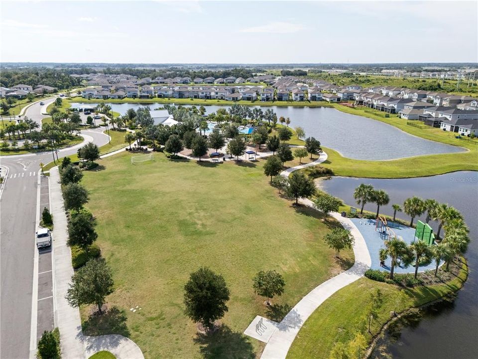 For Sale: $450,000 (4 beds, 3 baths, 2375 Square Feet)