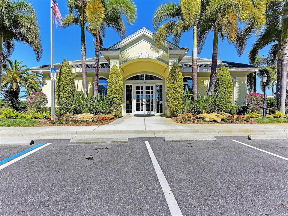 For Sale: $599,000 (3 beds, 2 baths, 2285 Square Feet)