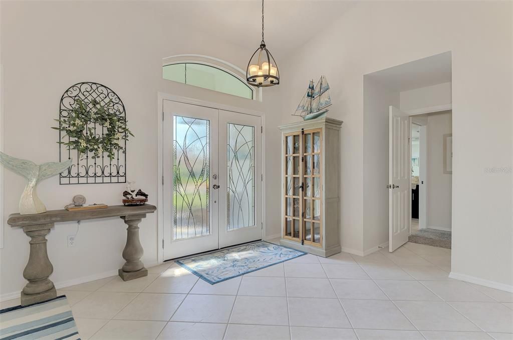 For Sale: $599,000 (3 beds, 2 baths, 2285 Square Feet)