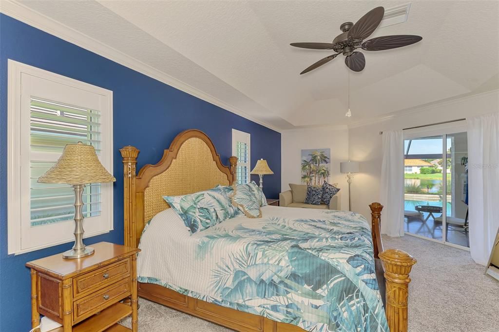 For Sale: $599,000 (3 beds, 2 baths, 2285 Square Feet)
