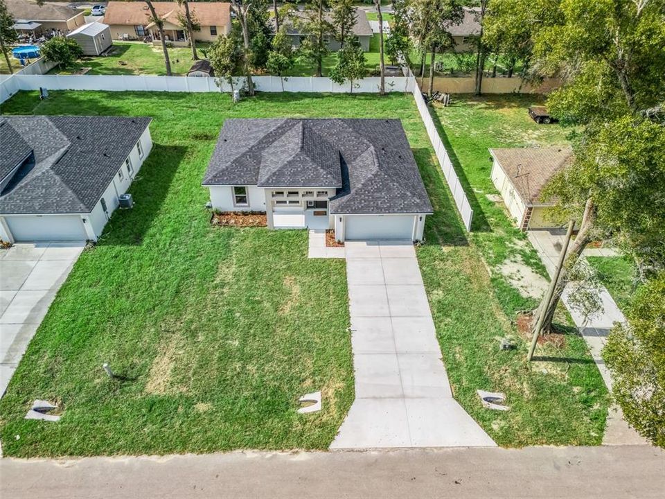 На продажу: $325,000 (3 спален, 2 ванн, 1800 Квадратных фут)