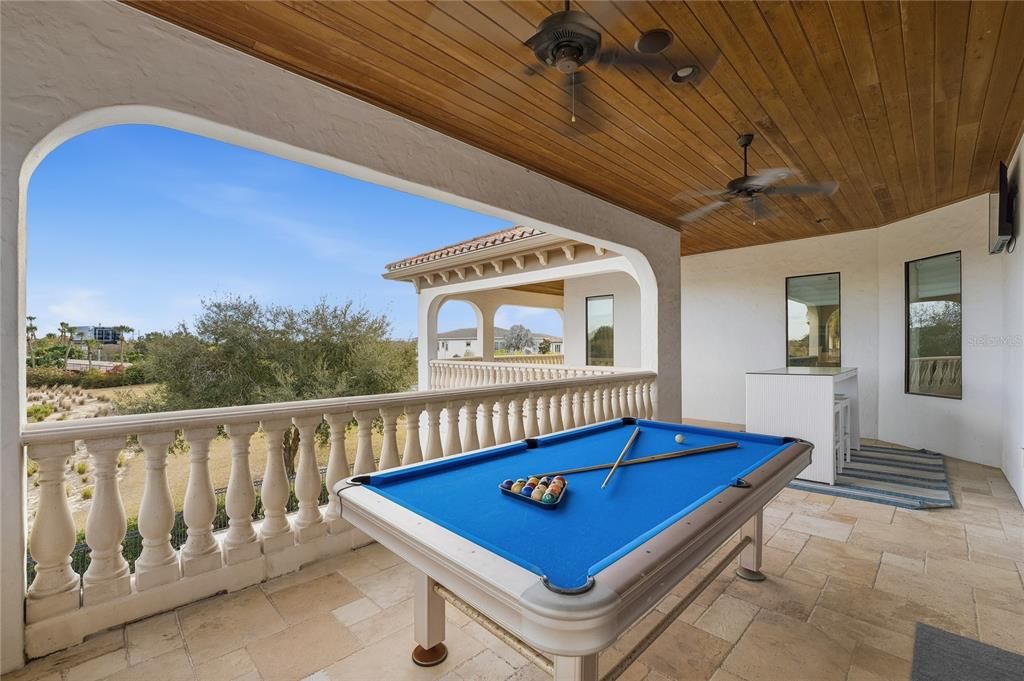For Sale: $5,350,000 (8 beds, 9 baths, 8000 Square Feet)