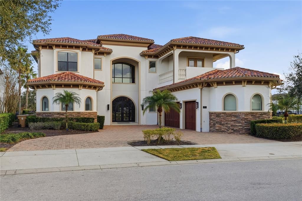 For Sale: $5,350,000 (8 beds, 9 baths, 8000 Square Feet)