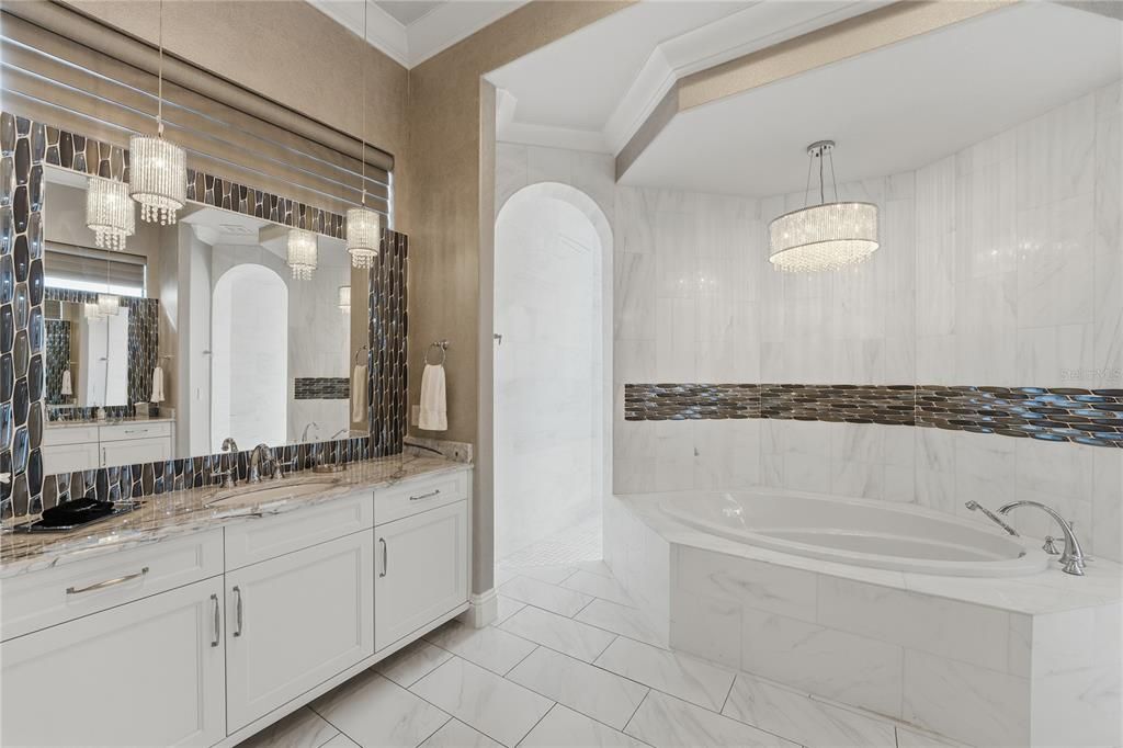 For Sale: $5,350,000 (8 beds, 9 baths, 8000 Square Feet)