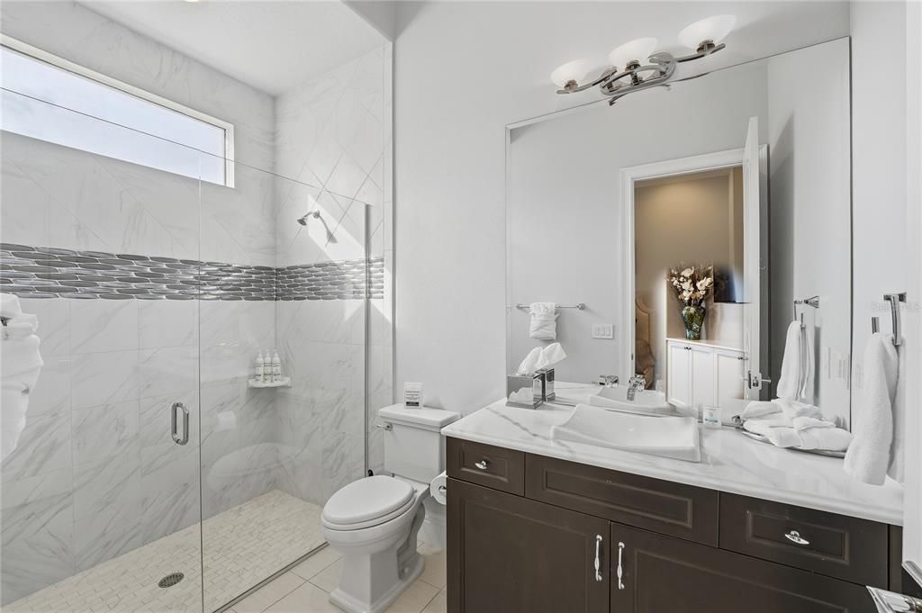 For Sale: $5,350,000 (8 beds, 9 baths, 8000 Square Feet)