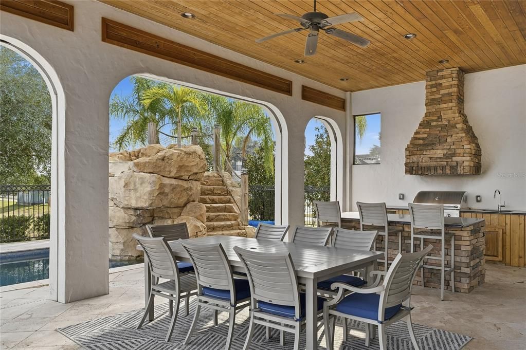 For Sale: $5,350,000 (8 beds, 9 baths, 8000 Square Feet)