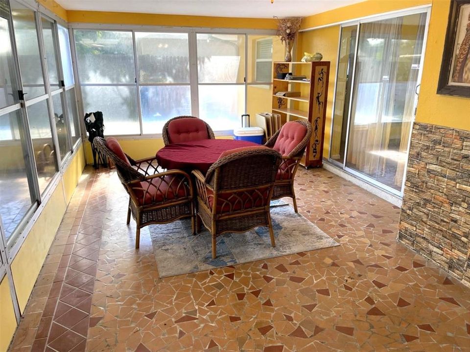 En Venta: $489,000 (3 camas, 2 baños, 1707 Pies cuadrados)