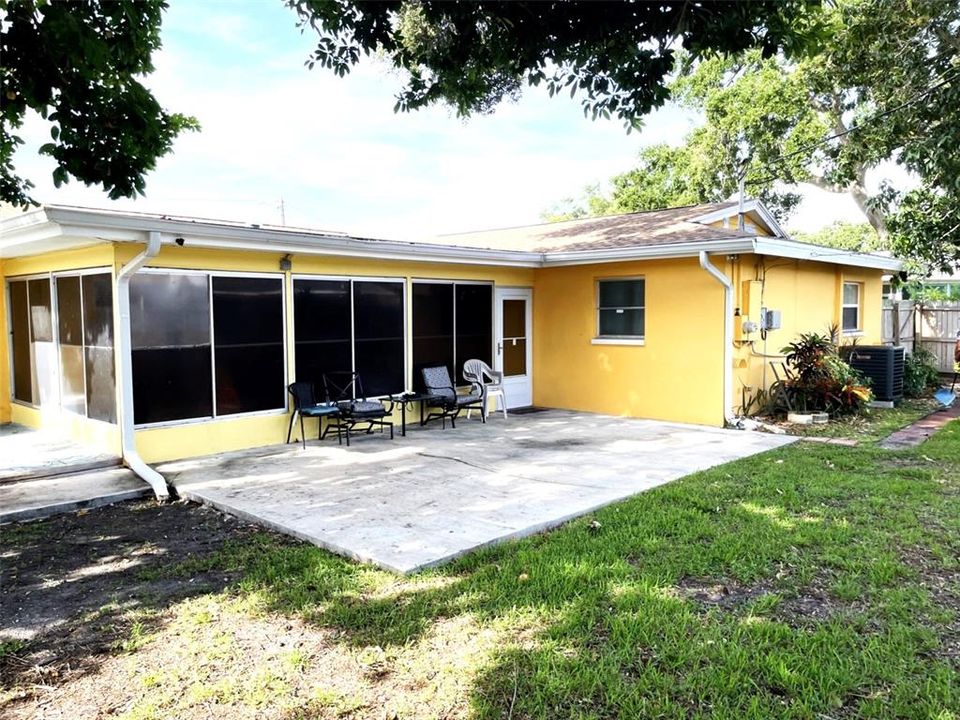 En Venta: $489,000 (3 camas, 2 baños, 1707 Pies cuadrados)