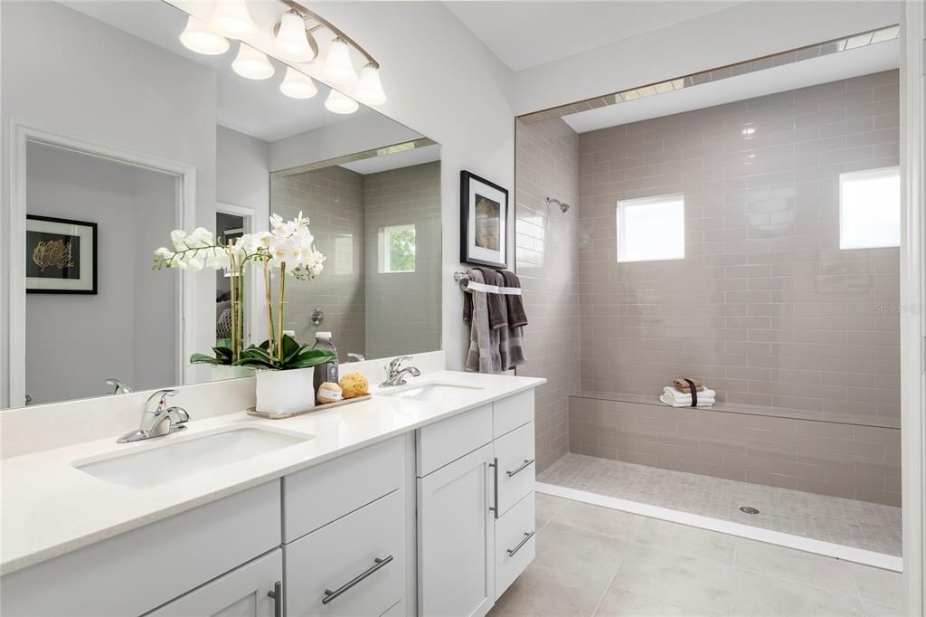 For Sale: $384,990 (4 beds, 2 baths, 2160 Square Feet)