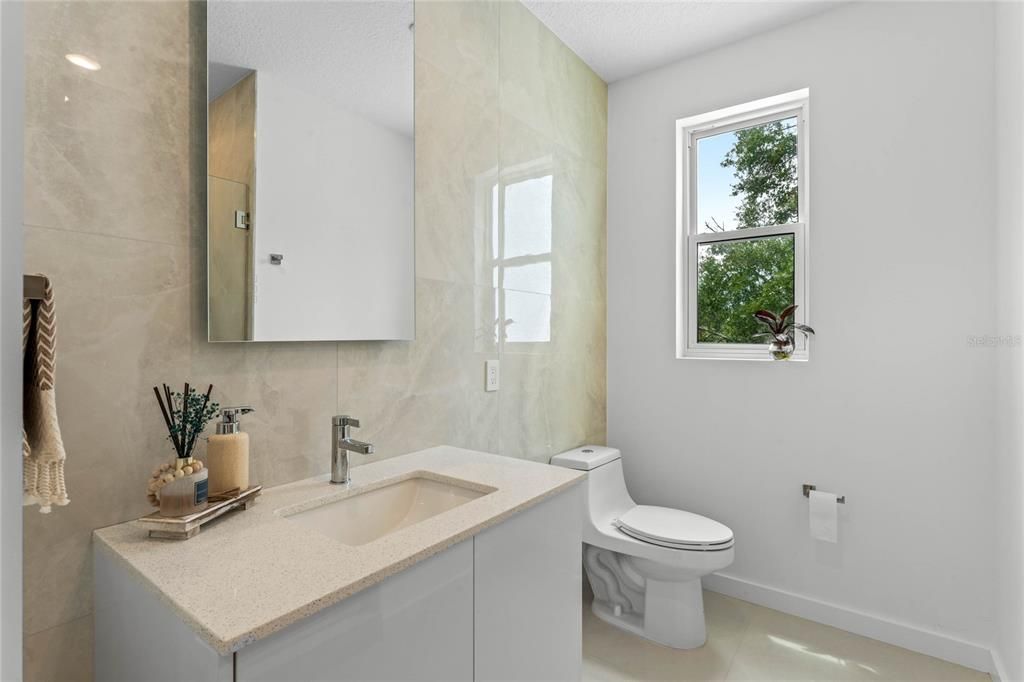 For Sale: $1,350,000 (4 beds, 4 baths, 2998 Square Feet)