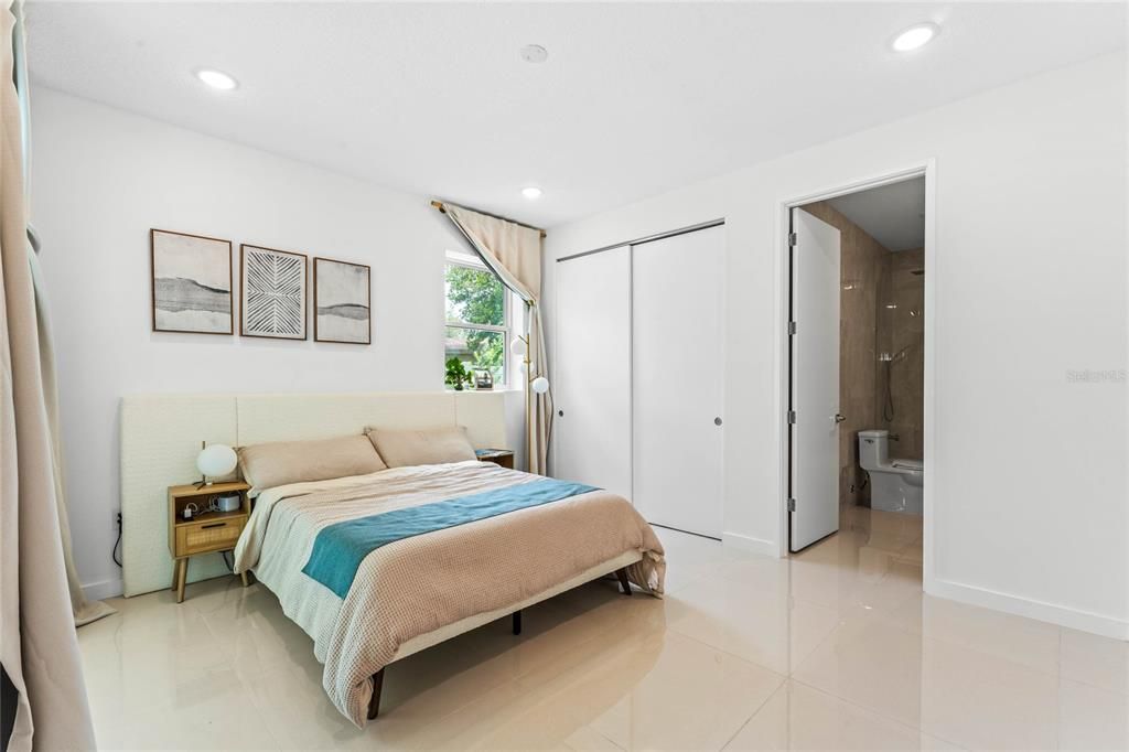 For Sale: $1,350,000 (4 beds, 4 baths, 2998 Square Feet)
