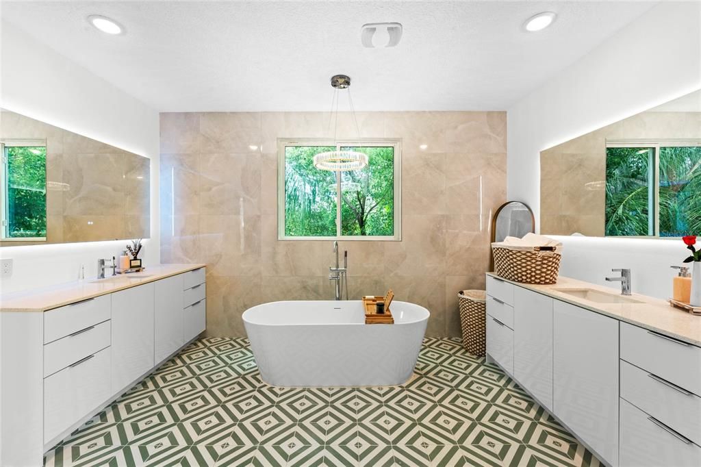 For Sale: $1,350,000 (4 beds, 4 baths, 2998 Square Feet)