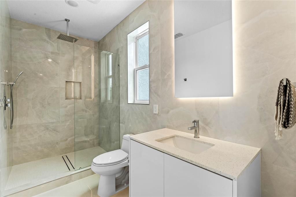 For Sale: $1,350,000 (4 beds, 4 baths, 2998 Square Feet)