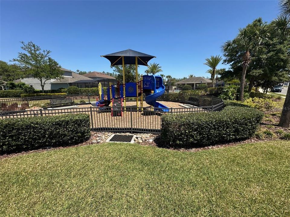 For Rent: $2,990 (4 beds, 2 baths, 2671 Square Feet)