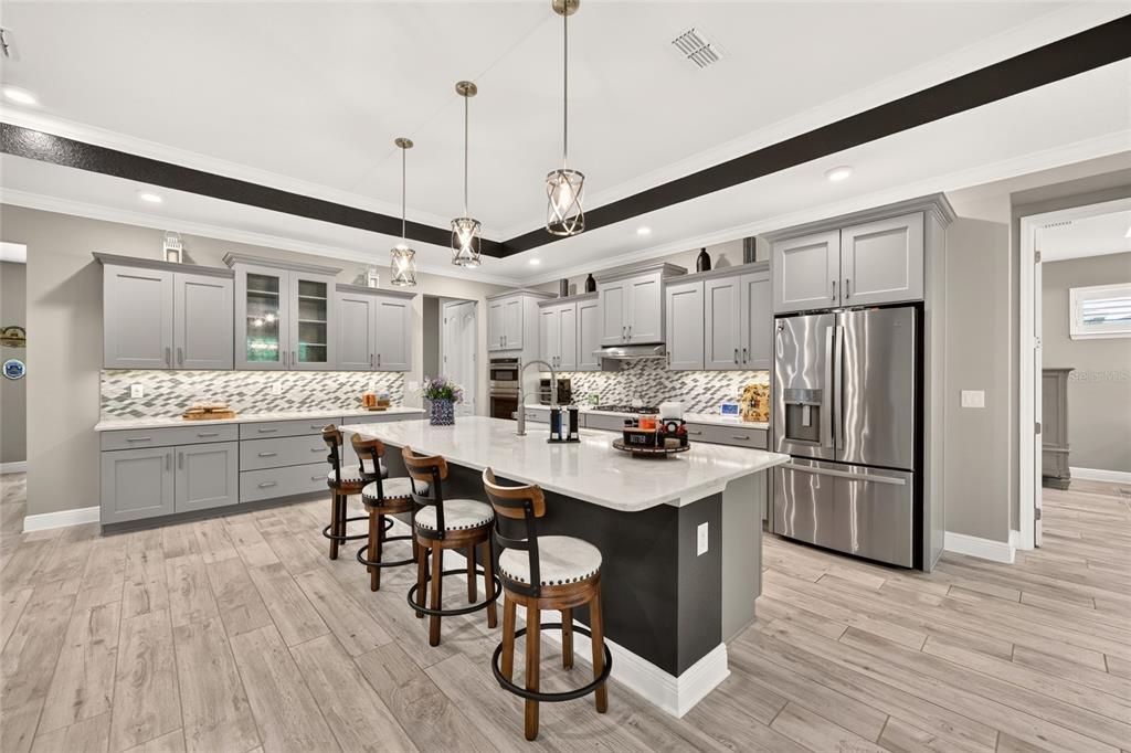 For Sale: $485,000 (3 beds, 2 baths, 2647 Square Feet)