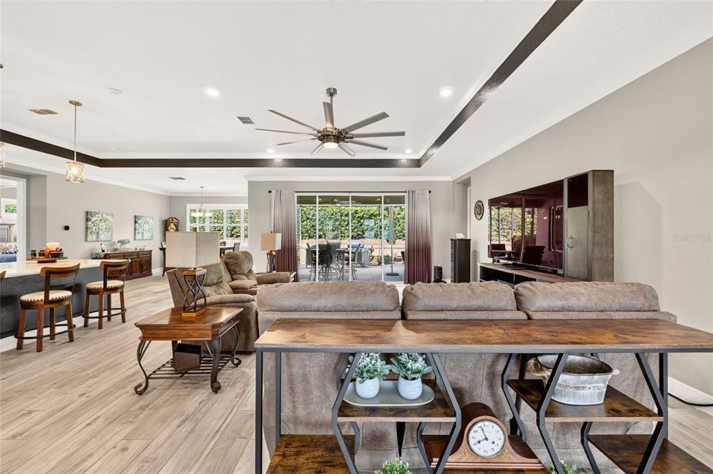 For Sale: $485,000 (3 beds, 2 baths, 2647 Square Feet)