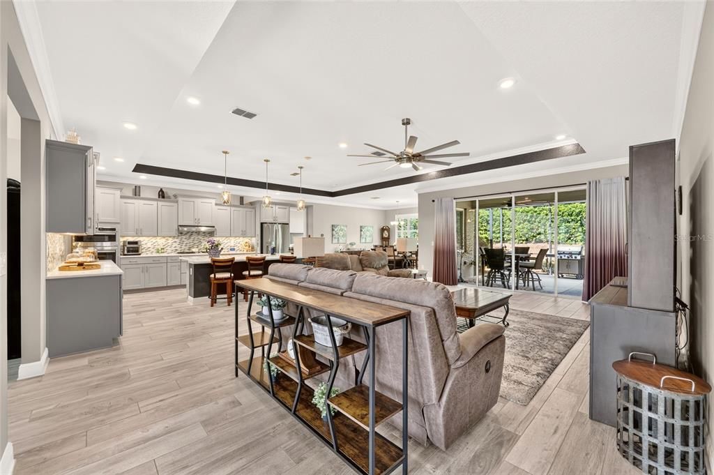 For Sale: $485,000 (3 beds, 2 baths, 2647 Square Feet)