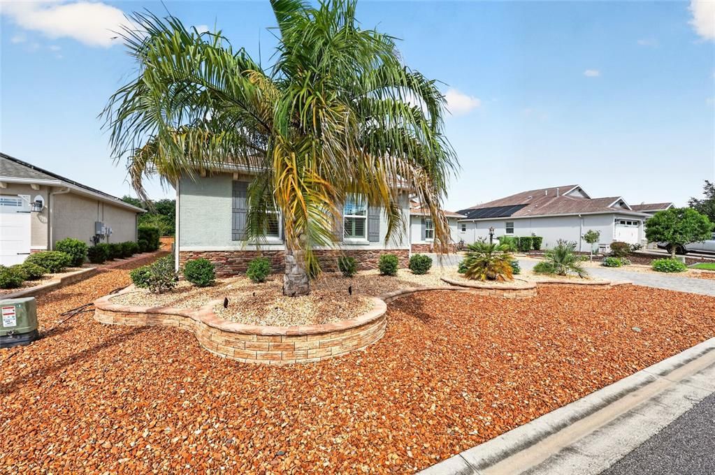 For Sale: $485,000 (3 beds, 2 baths, 2647 Square Feet)