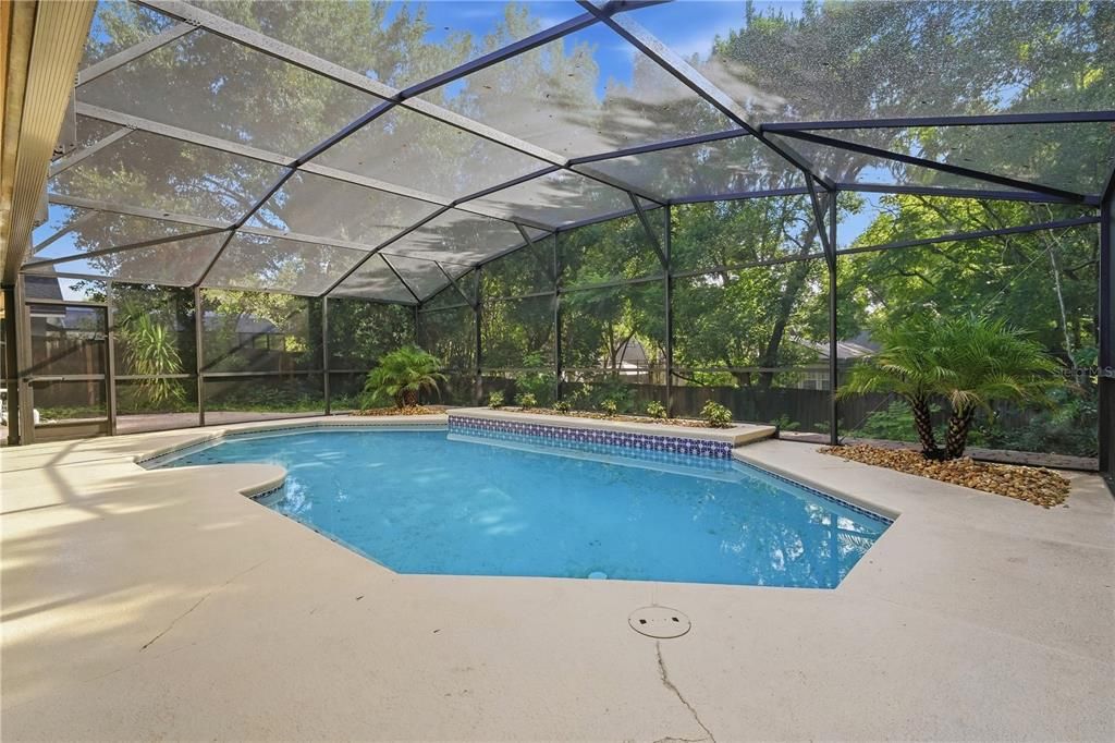 For Sale: $700,000 (4 beds, 3 baths, 2335 Square Feet)