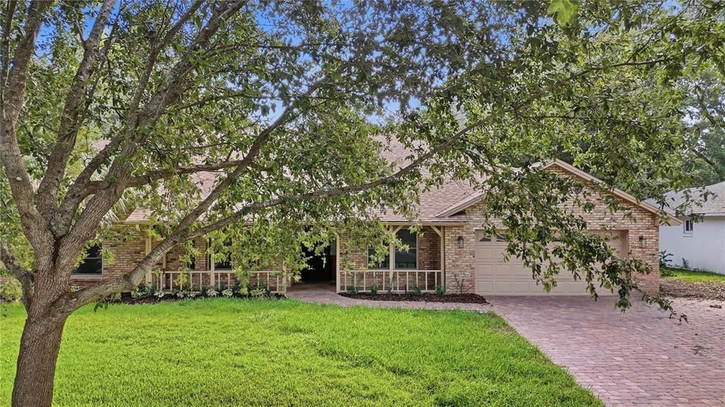 For Sale: $700,000 (4 beds, 3 baths, 2335 Square Feet)