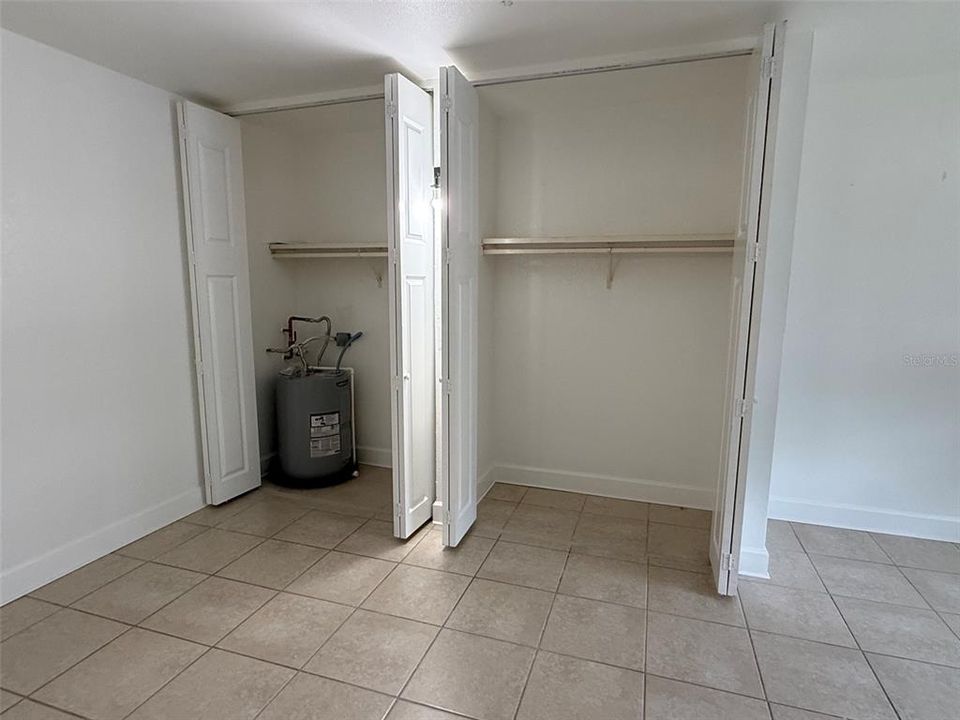 En Renta: $900 (0 camas, 1 baños, 450 Pies cuadrados)