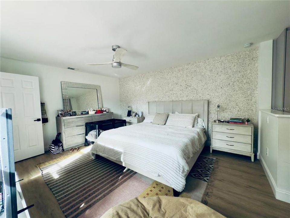 В аренду: $3,300 (3 спален, 2 ванн, 1850 Квадратных фут)