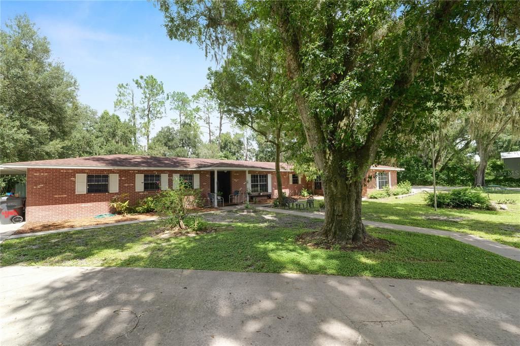 For Sale: $410,000 (3 beds, 2 baths, 2751 Square Feet)
