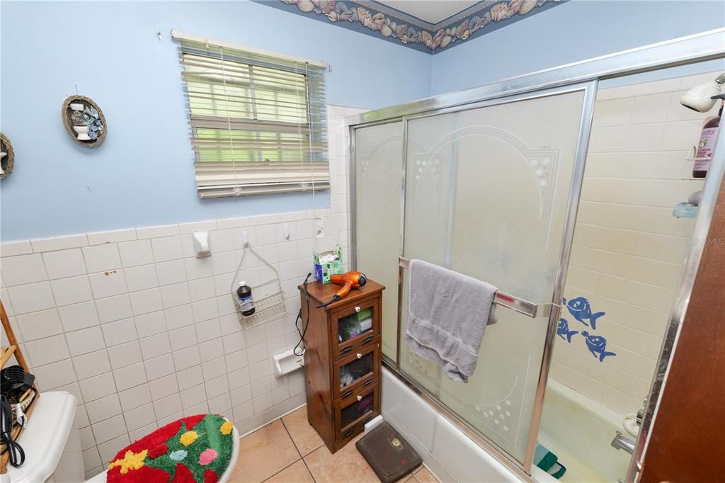 For Sale: $410,000 (3 beds, 2 baths, 2751 Square Feet)
