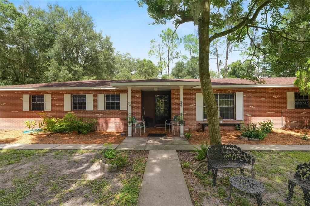 For Sale: $410,000 (3 beds, 2 baths, 2751 Square Feet)