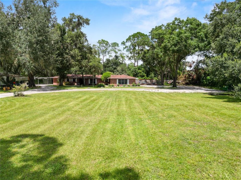 For Sale: $410,000 (3 beds, 2 baths, 2751 Square Feet)