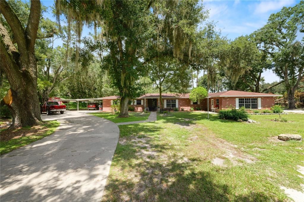 For Sale: $410,000 (3 beds, 2 baths, 2751 Square Feet)