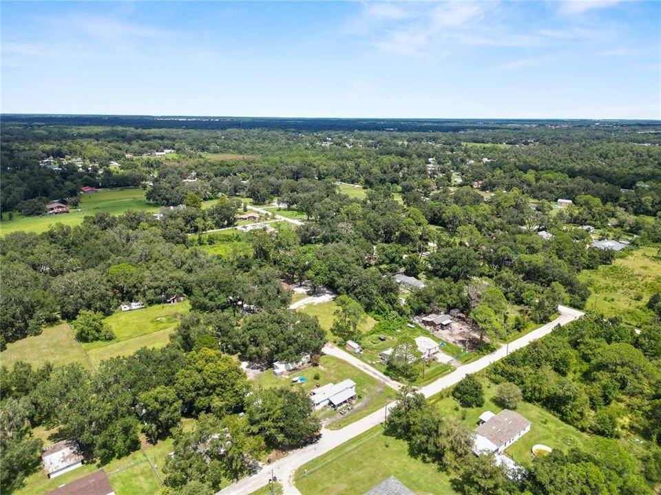 For Sale: $410,000 (3 beds, 2 baths, 2751 Square Feet)