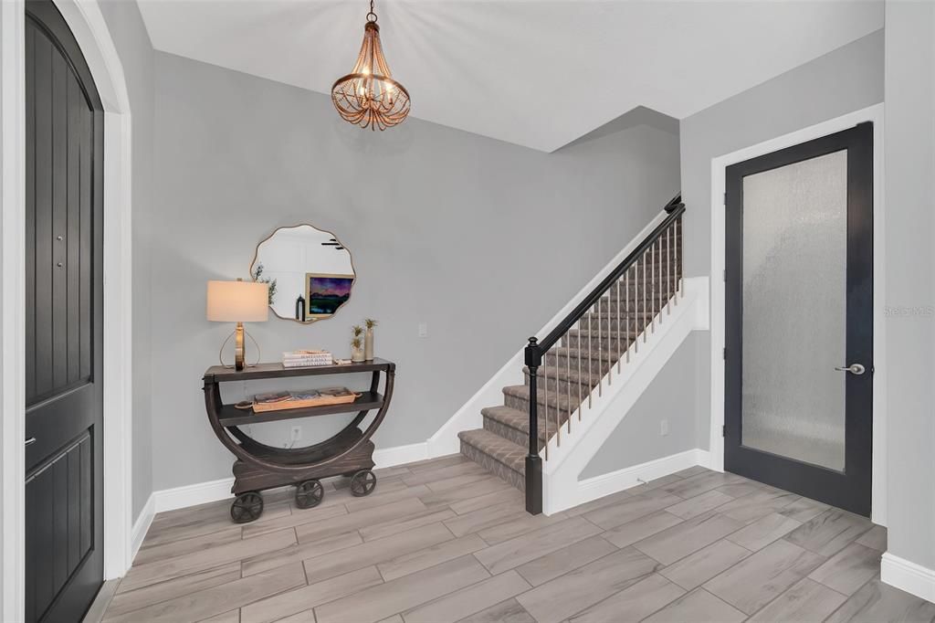 For Rent: $3,900 (4 beds, 3 baths, 2581 Square Feet)