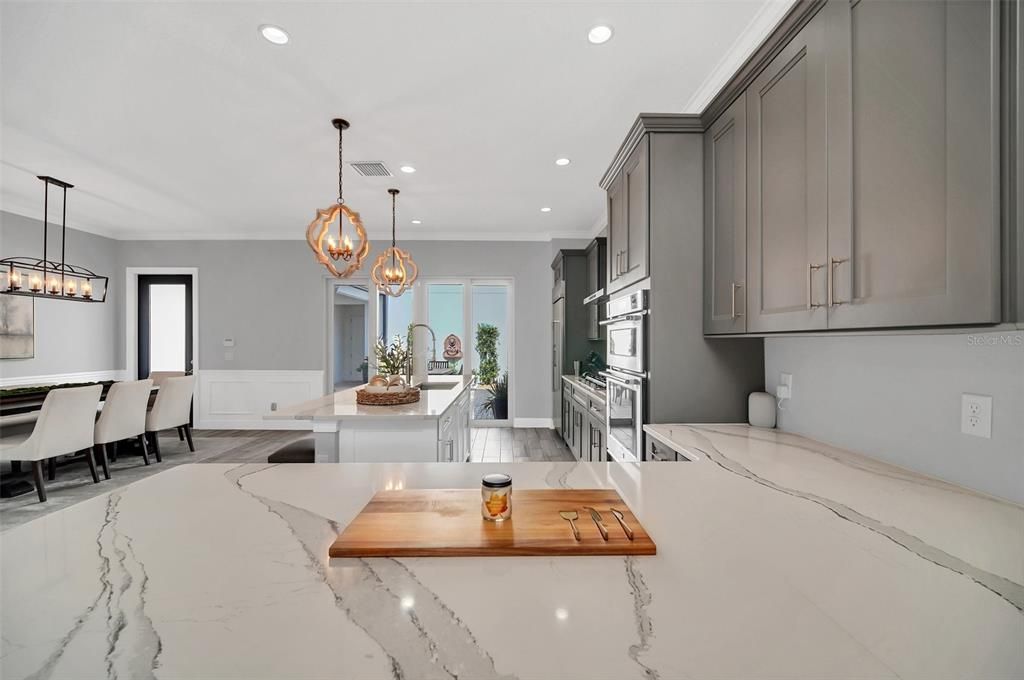 For Rent: $3,900 (4 beds, 3 baths, 2581 Square Feet)