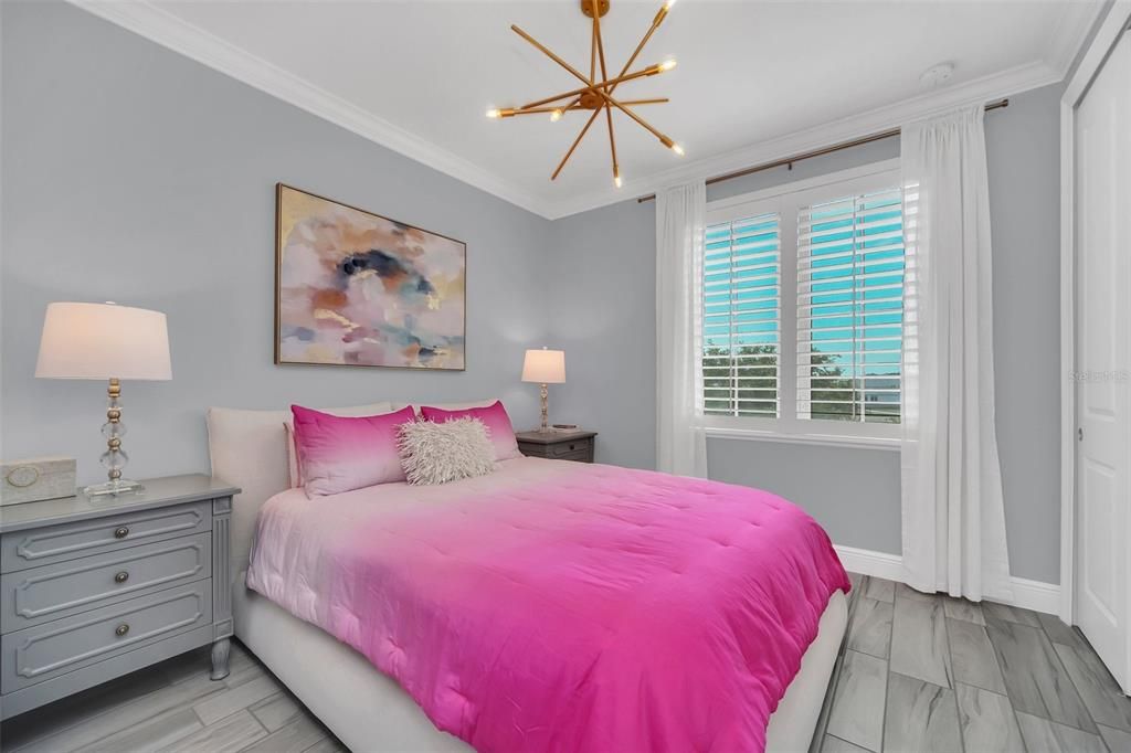 For Rent: $3,900 (4 beds, 3 baths, 2581 Square Feet)