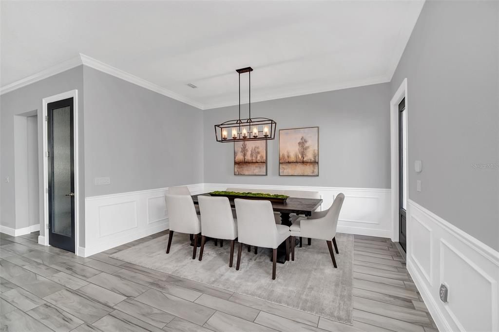 For Rent: $3,900 (4 beds, 3 baths, 2581 Square Feet)