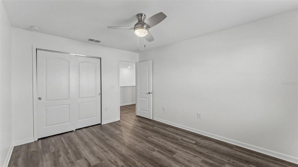 На продажу: $399,900 (5 спален, 3 ванн, 3097 Квадратных фут)