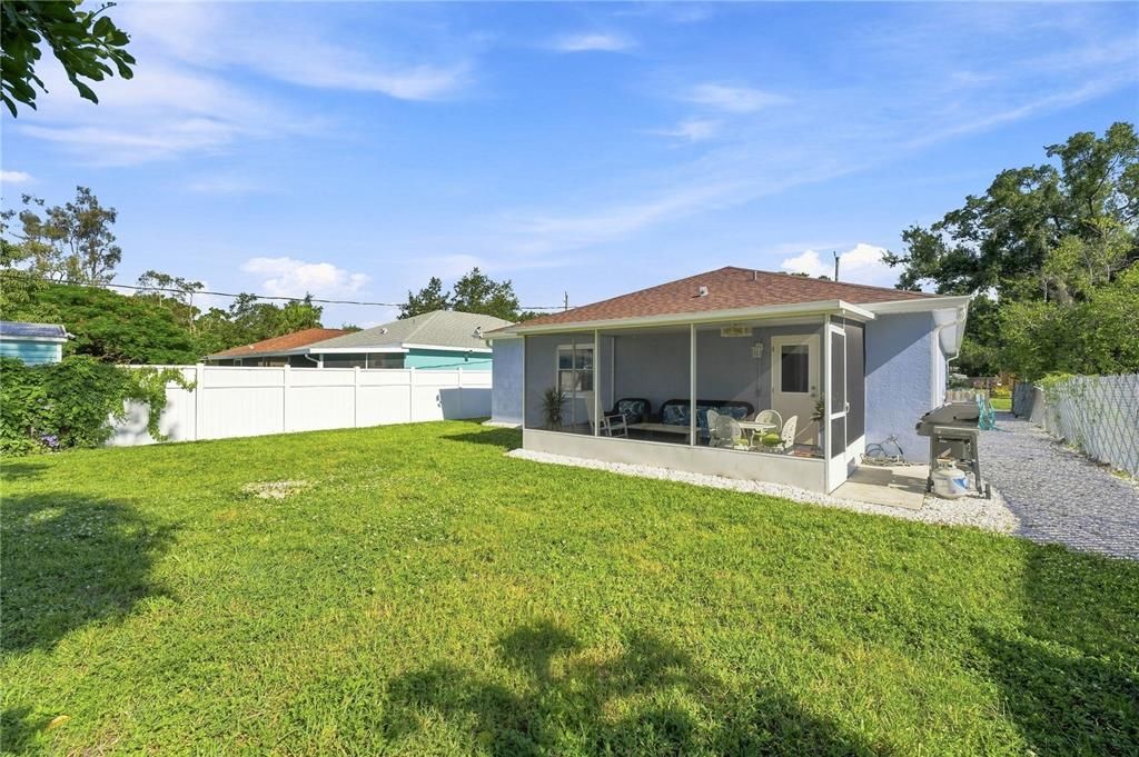 For Sale: $425,000 (3 beds, 2 baths, 1235 Square Feet)