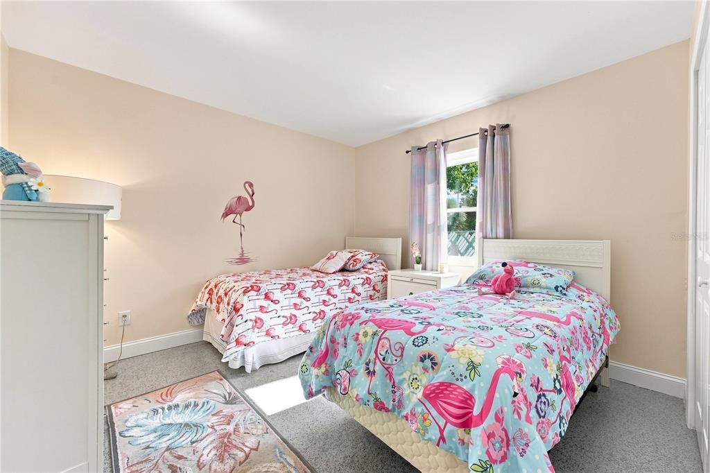 For Sale: $425,000 (3 beds, 2 baths, 1235 Square Feet)