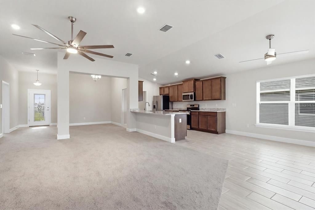 For Sale: $327,000 (3 beds, 2 baths, 1935 Square Feet)