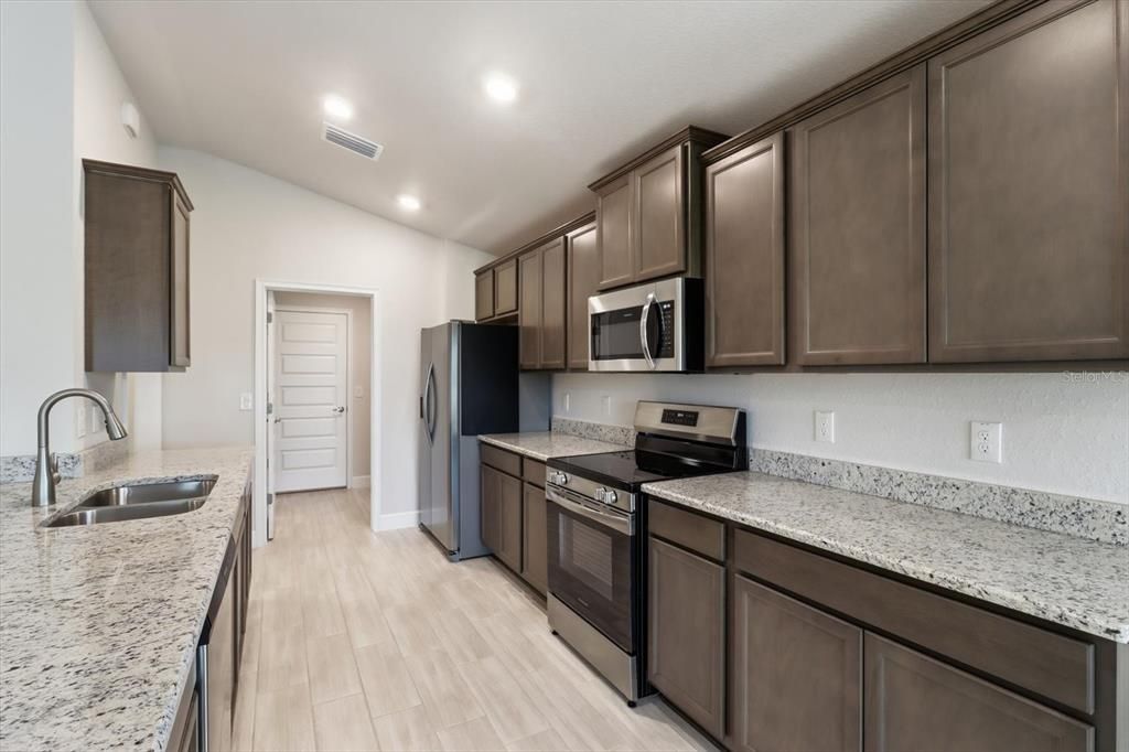 For Sale: $327,000 (3 beds, 2 baths, 1935 Square Feet)