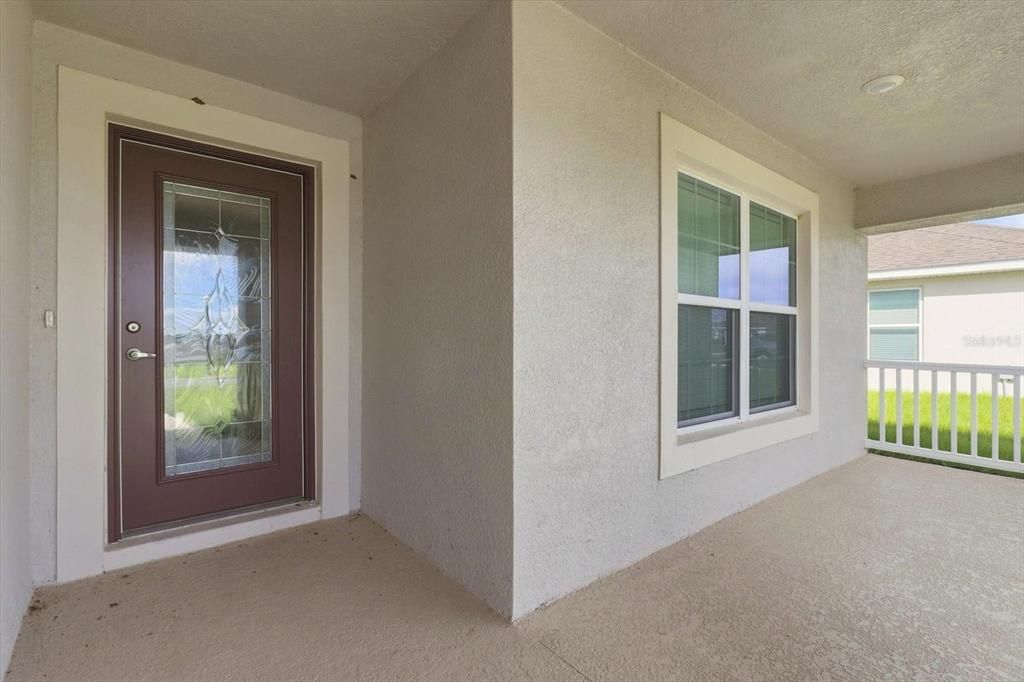 For Sale: $327,000 (3 beds, 2 baths, 1935 Square Feet)