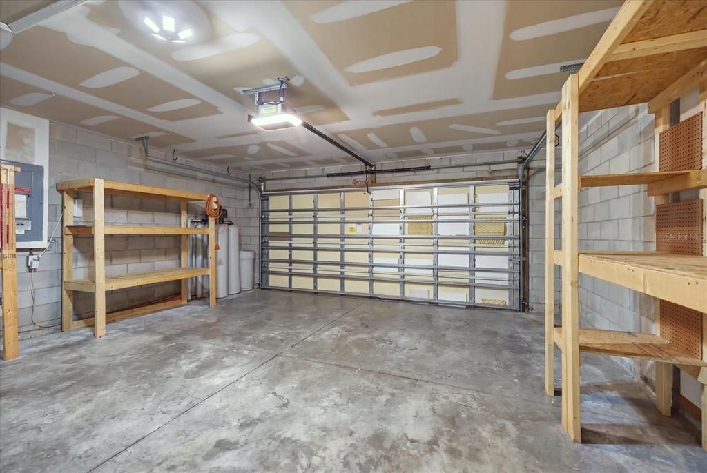 На продажу: $465,000 (4 спален, 2 ванн, 1686 Квадратных фут)