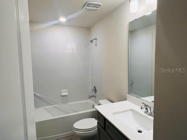 В аренду: $2,795 (3 спален, 2 ванн, 1652 Квадратных фут)
