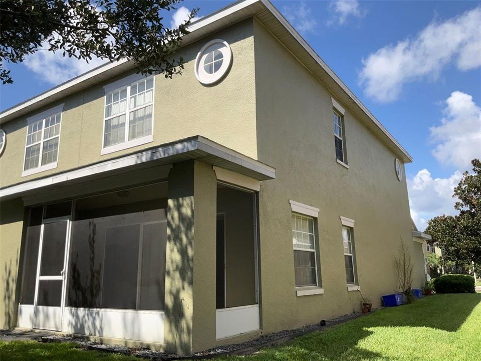 For Rent: $2,375 (3 beds, 2 baths, 1347 Square Feet)