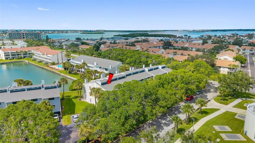 For Sale: $549,900 (2 beds, 2 baths, 1450 Square Feet)