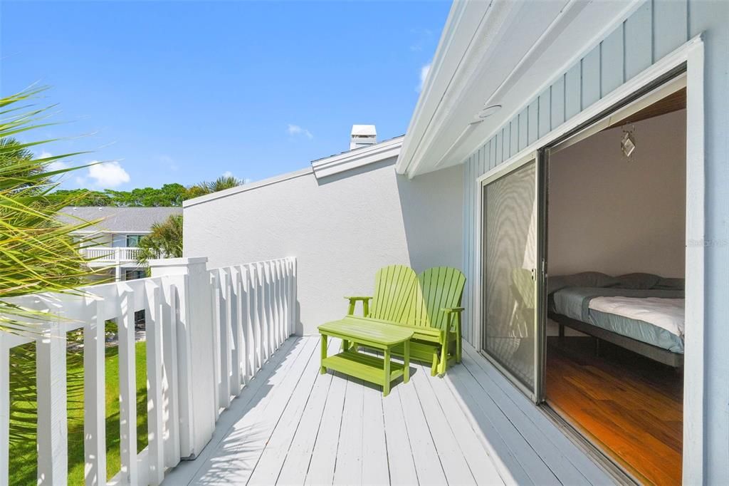 For Sale: $549,900 (2 beds, 2 baths, 1450 Square Feet)