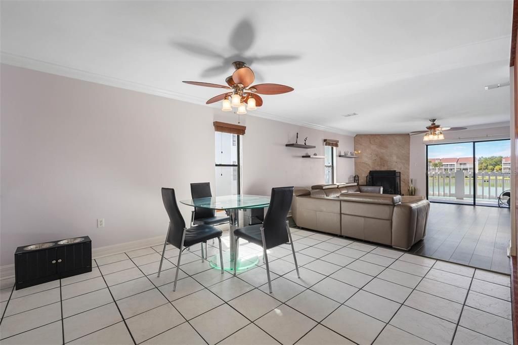 For Sale: $549,900 (2 beds, 2 baths, 1450 Square Feet)
